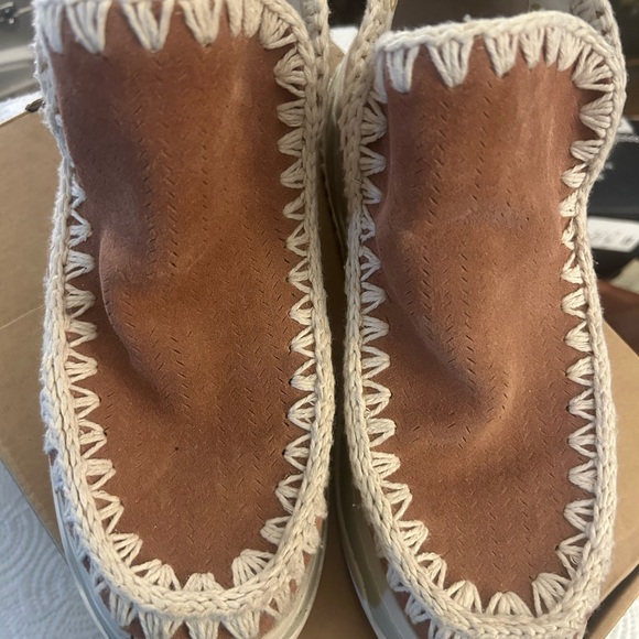 Mou Tan and Cream Ankle Boots - Picture 3 of 10